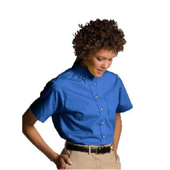 Women's poplin dress shirt