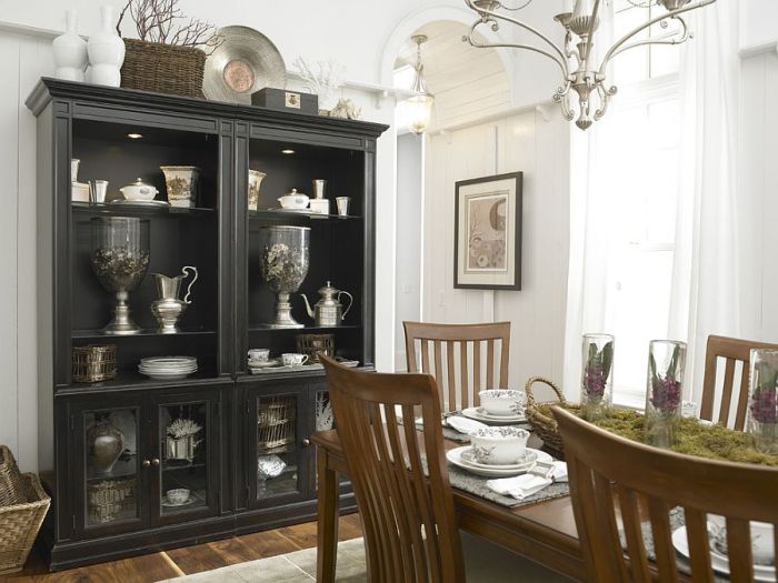 How to decorate a dining room china cabinet