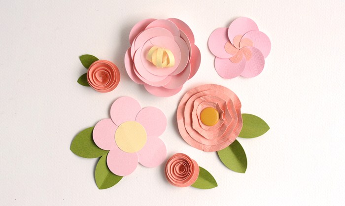 How to make small paper flowers for decoration